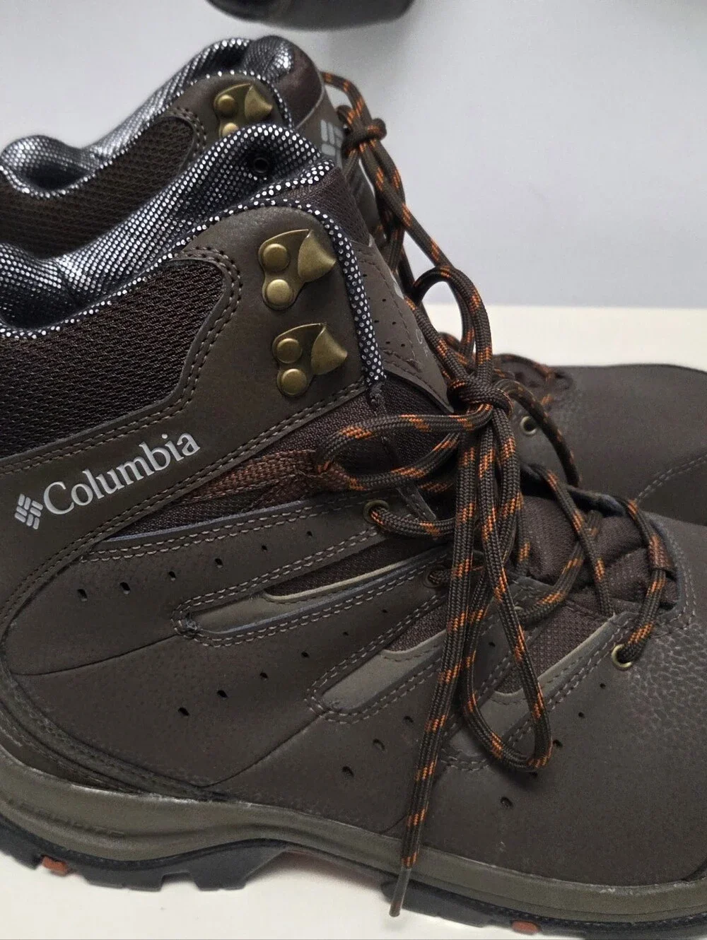 Columbia Men's Gunnison II Omni-Heat Hiking Snow Boots Brown Size 14 Wide.